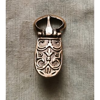 Buckle / location: in several graves in Hungary