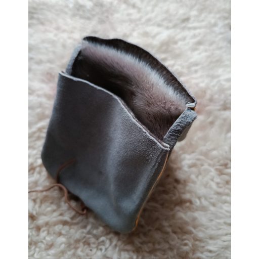 Pouch, sealskin, Birka /Sweden