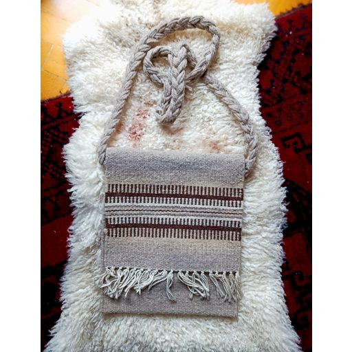 Wool shoulderbags