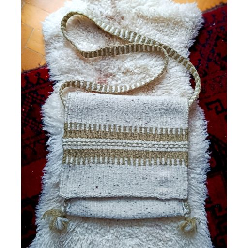 Wool shoulderbags